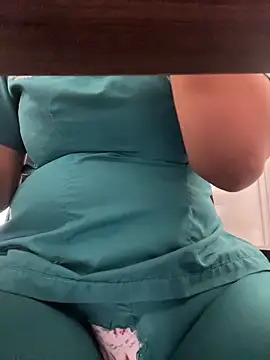 Noa Harper- online show from April 13, 8:57 pm