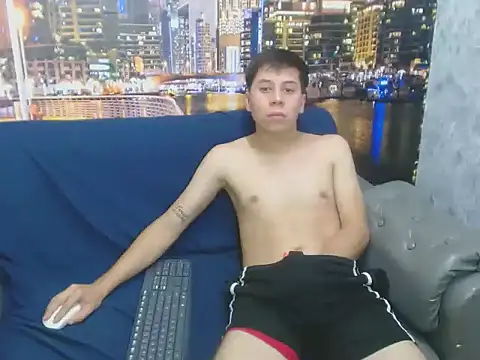 santiago xxxcol online show from February 2, 11:15 pm