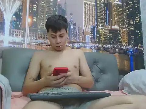 santiago xxxcol online show from April 14, 11:43 pm