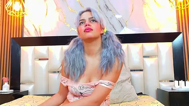 AlanaHouston online show from March 15, 4:30 am