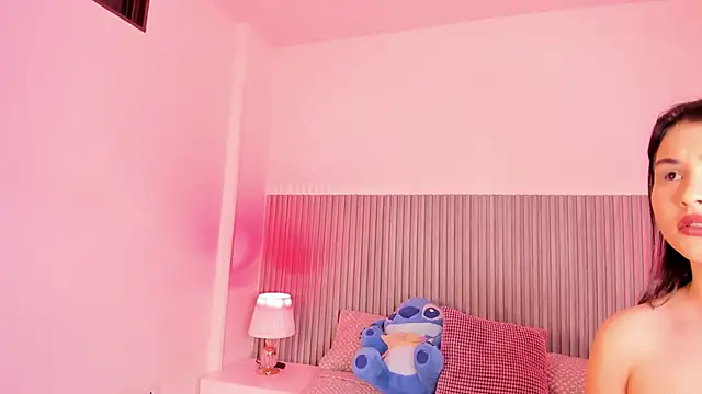 ArianaHilton  online show from March 19, 4:01 am