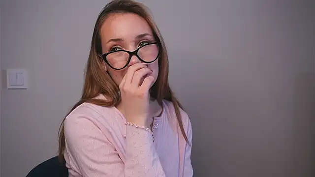 sialemy online show from February 8, 3:26 am