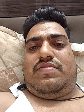 hunterkingshan online show from February 17, 6:27 pm