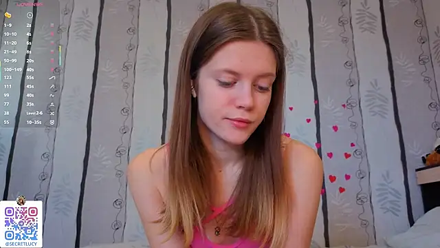 SueFerreyra online show from March 9, 8:29 am