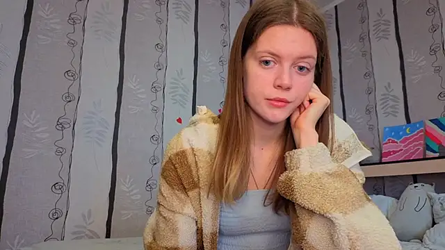 SueFerreyra online show from March 21, 8:04 am