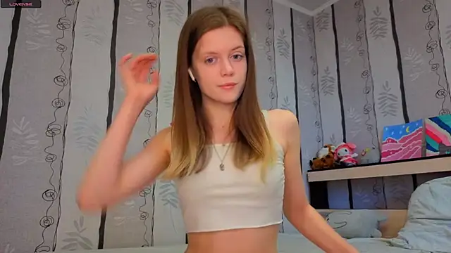 SueFerreyra online show from April 4, 6:09 am