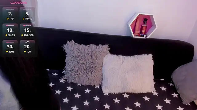 Jade connor online show from April 7, 7:59 pm