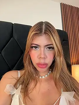 Snapshot of abyyhills chatting on February 4, 6:25 pm abyyhills online show from February 4, 6:25 pm