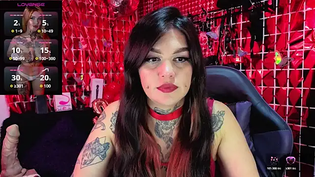 Zoeee 001 online show from February 17, 1:03 am