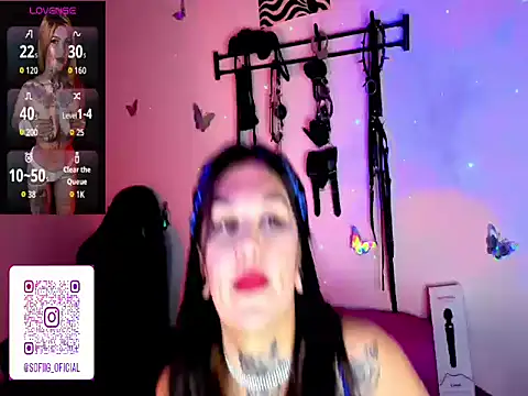 Zoeee 001 online show from April 12, 6:16 am