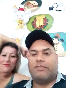 Snapshot of wessAndSandri chatting on February 26, 7:58 pm wessAndSandri online show from February 26, 7:58 pm