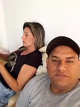 wessAndSandri online show from April 8, 7:48 pm