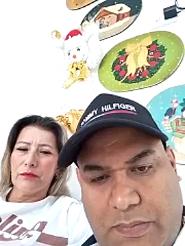 wessAndSandri online show from March 4, 8:05 pm