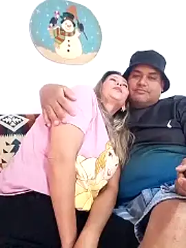 Snapshot of wessAndSandri chatting on February 28, 10:20 pm wessAndSandri online show from February 28, 10:20 pm