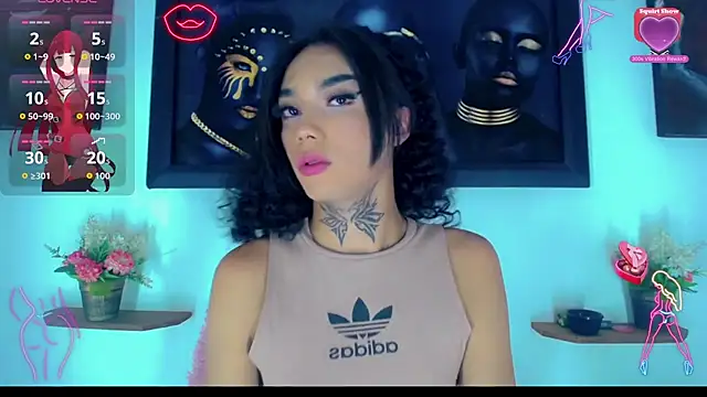 Darianna Atehortua online show from February 11, 12:43 am