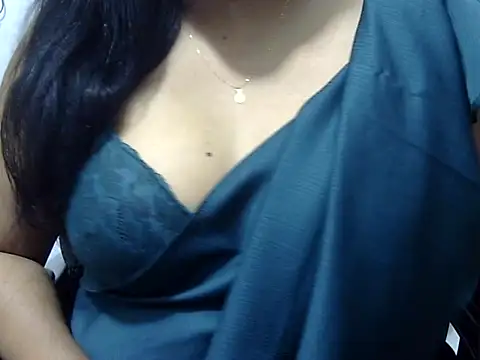 Snapshot of SumaiyaSultana chatting on July 16, 7:11 pm SumaiyaSultana online show from July 16, 7:11 pm
