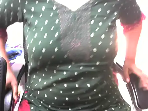 Snapshot of SumaiyaSultana chatting on February 7, 4:31 am SumaiyaSultana online show from February 7, 4:31 am