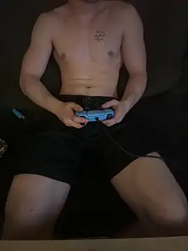 Lucas328706 online show from May 26, 7:23 pm