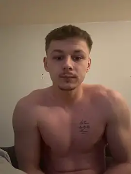 Snapshot of Lucas328706 chatting on February 4, 7:47 am Lucas328706 online show from February 4, 7:47 am