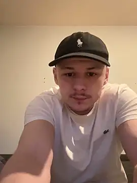 Snapshot of Lucas328706 chatting on February 3, 1:16 pm Lucas328706 online show from February 3, 1:16 pm