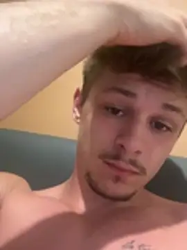 Lucas328706 online show from July 8, 9:48 pm