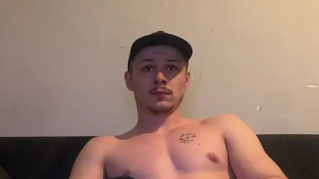 Snapshot of Lucas328706 chatting on March 2, 7:54 pm Lucas328706 online show from March 2, 7:54 pm