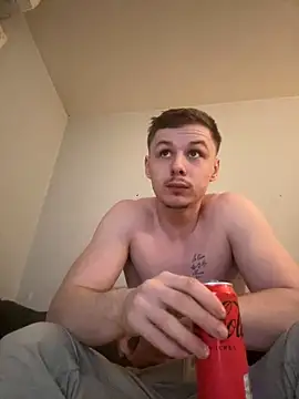 Snapshot of Lucas328706 chatting on February 5, 4:41 am Lucas328706 online show from February 5, 4:41 am