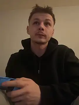 Snapshot of Lucas328706 chatting on February 5, 7:21 pm Lucas328706 online show from February 5, 7:21 pm