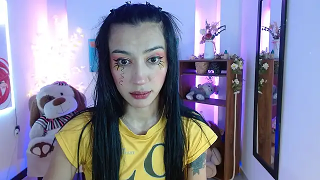 Snapshot of FIORELLA_L chatting on June 3, 12:06 pm FIORELLA L online show from June 3, 12:06 pm