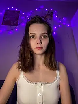 kirakotarina28 online show from March 6, 11:55 pm