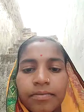 Snapshot of Gungun_thakur chatting on February 20, 8:16 am Gungun thakur online show from February 20, 8:16 am