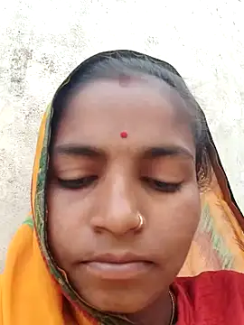 Snapshot of Gungun_thakur chatting on February 12, 5:51 am Gungun thakur online show from February 12, 5:51 am