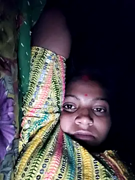 Snapshot of Gungun_thakur chatting on May 1, 10:04 pm Gungun thakur online show from May 1, 10:04 pm