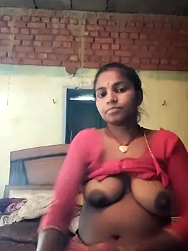 Snapshot of Gungun_thakur chatting on May 22, 7:28 am Gungun thakur online show from May 22, 7:28 am