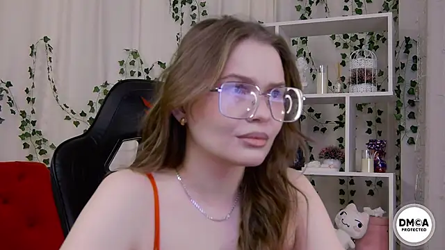 Snapshot of Kate_mermaid chatting on February 5, 1:34 am Kate mermaid online show from February 5, 1:34 am