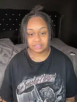 Snapshot of tipheragain chatting on February 25, 5:02 pm tipheragain online show from February 25, 5:02 pm