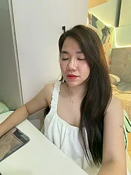 Snapshot of Amy8386 chatting on June 24, 3:54 pm Amy8386 online show from June 24, 3:54 pm