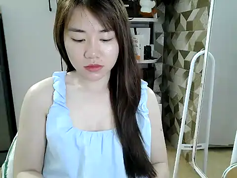 Snapshot of Amy8386 chatting on March 27, 3:37 am Amy8386 online show from March 27, 3:37 am