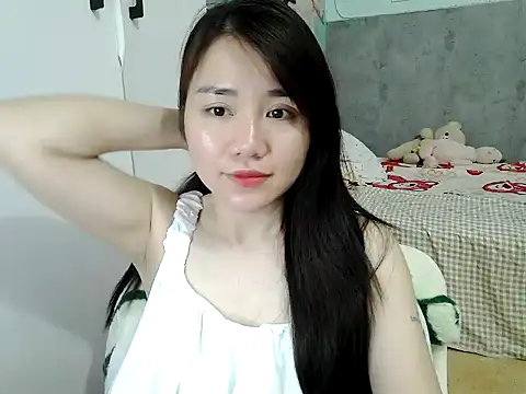 Amy8386 online show from May 4, 4:10 pm