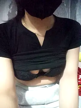 quanchatseex online show from March 19, 2:50 pm