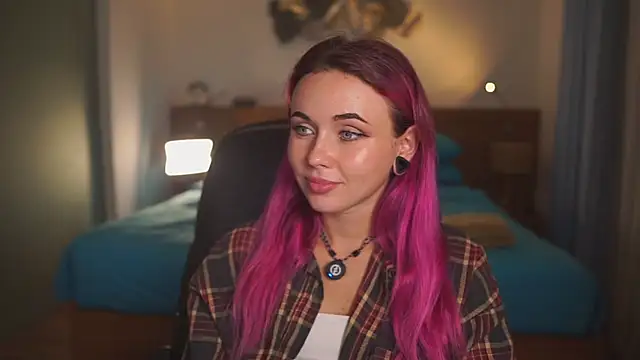 Sarah Pink online show from February 13, 11:32 am