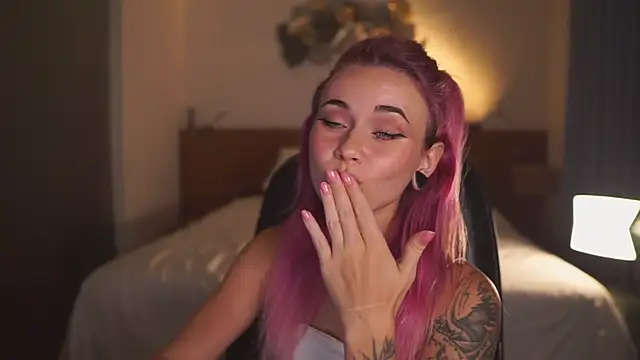 Sarah Pink online show from April 9, 2:12 pm