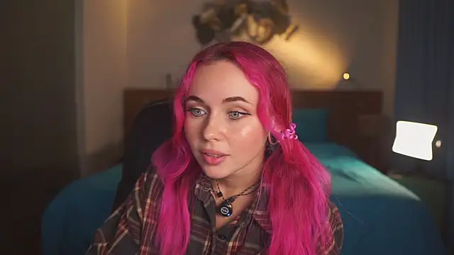 Sarah Pink online show from May 9, 2:42 pm