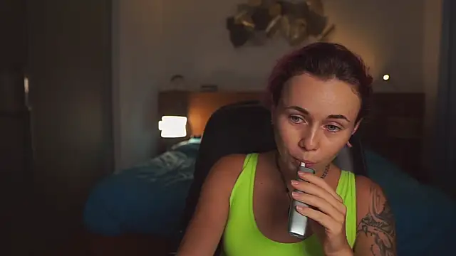 Sarah Pink online show from February 19, 11:29 am