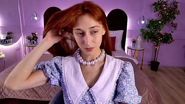 LeyaAtwood online show from May 11, 4:04 pm