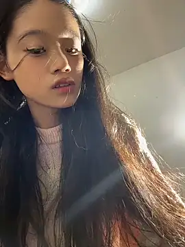 Snapshot of srr6677 chatting on February 22, 1:46 pm srr6677 online show from February 22, 1:46 pm