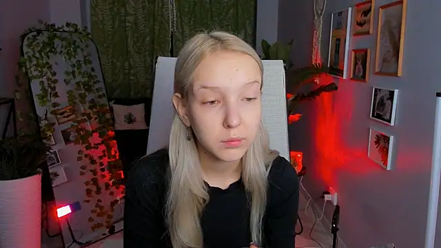 MaoqiBeverly online show from March 29, 5:20 am