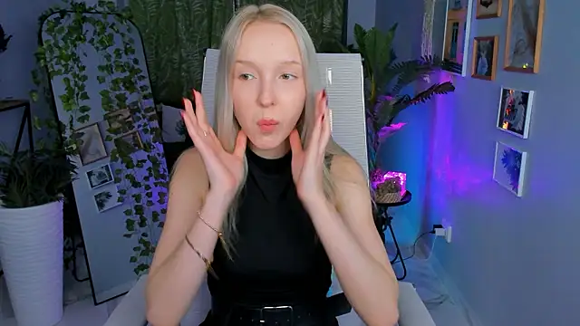 MaoqiBeverly online show from March 27, 8:37 am