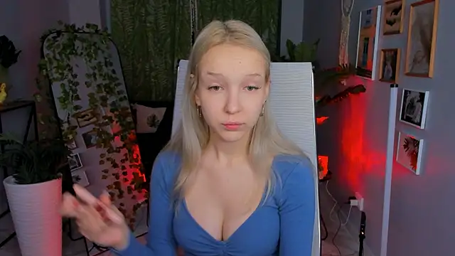 MaoqiBeverly online show from March 28, 5:19 am