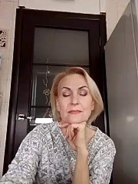 MichelleSolis online show from February 25, 8:47 am